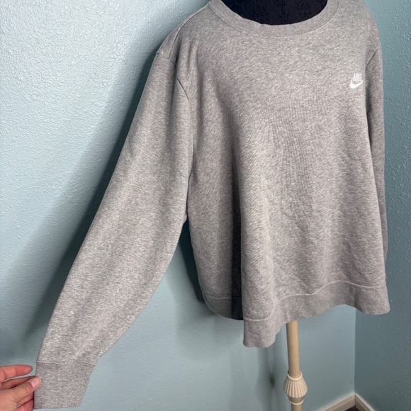 Nike Plus Size Womens Grey Sweatshirt - Picture 5 of 11